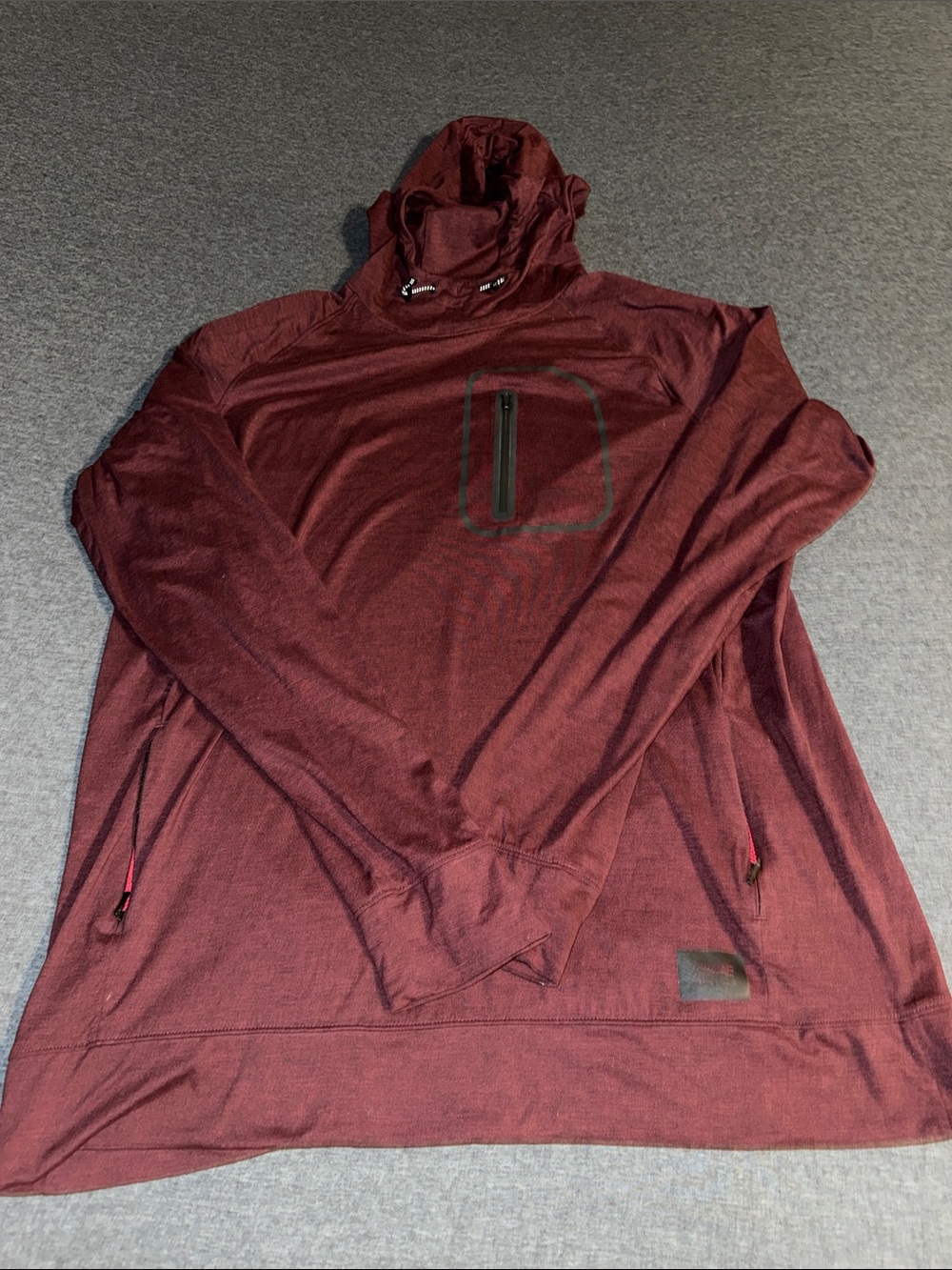 American Eagle Outfitters Men's Maroon Hooded Pullover